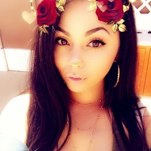 Meet your Posher, Nina